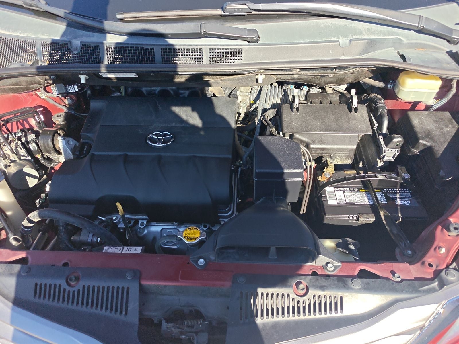 2015 Toyota Sienna XLE 8 Passenger