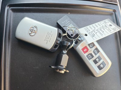 2015 Toyota Sienna XLE 8 Passenger