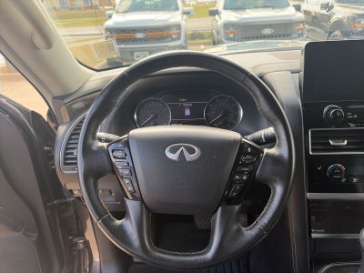 2024 INFINITI QX80 LUXE