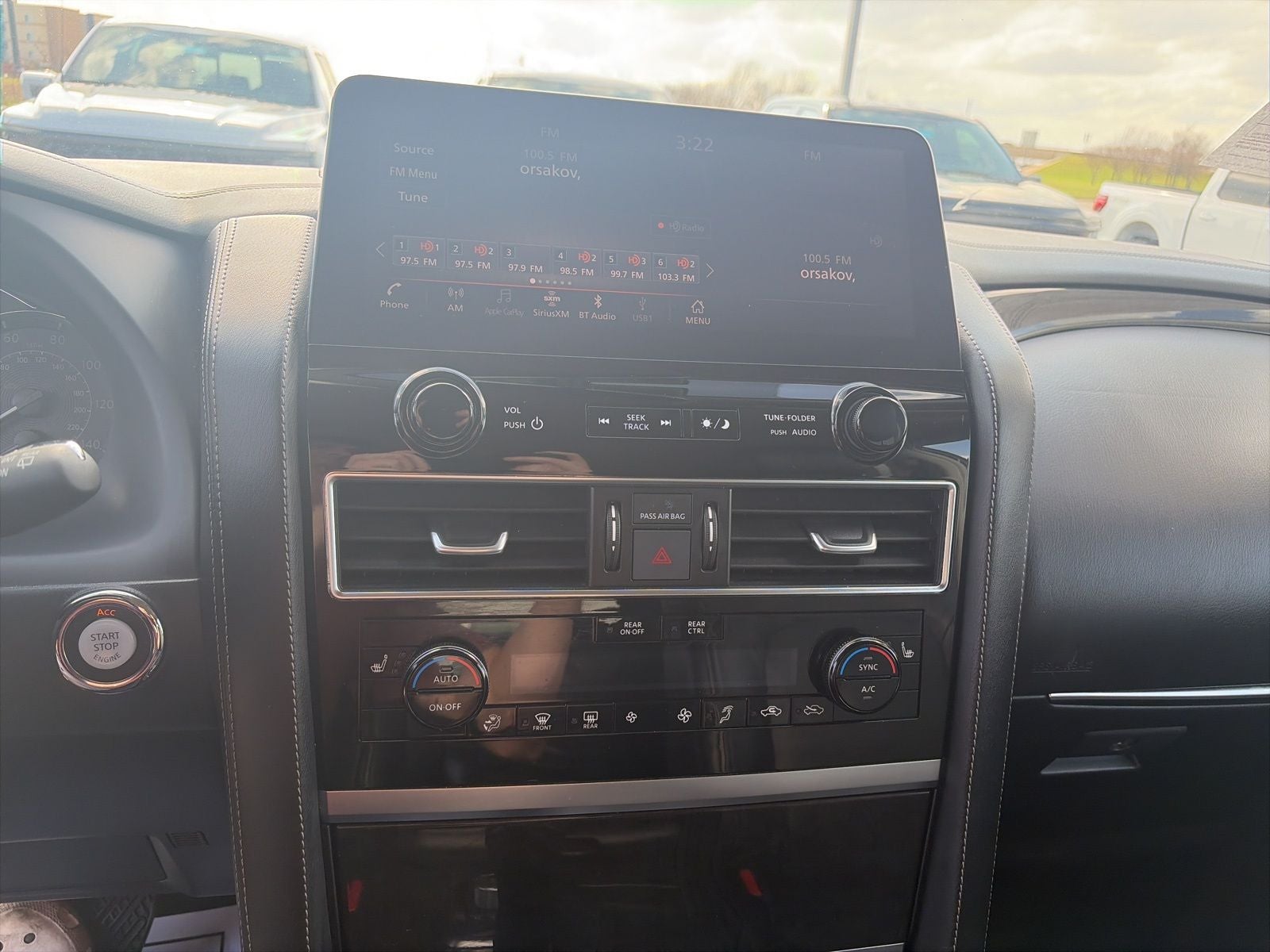 2024 INFINITI QX80 LUXE