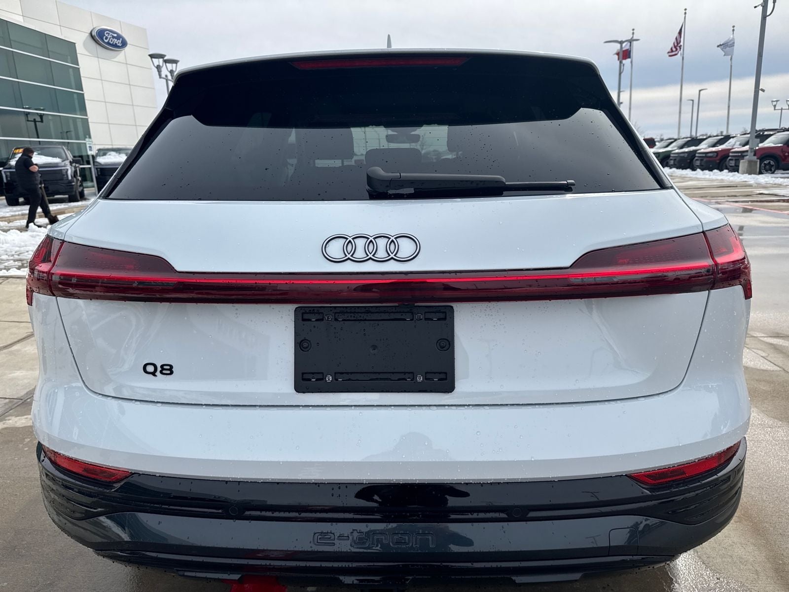 2024 Audi Q8 e-tron Premium quattro